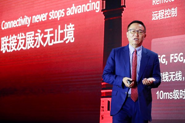 Executive Director, Huawei, David Wang, merilis solusi konektivitas canggih untuk seluruh skenario